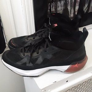 Air Jordan 37 black size 13